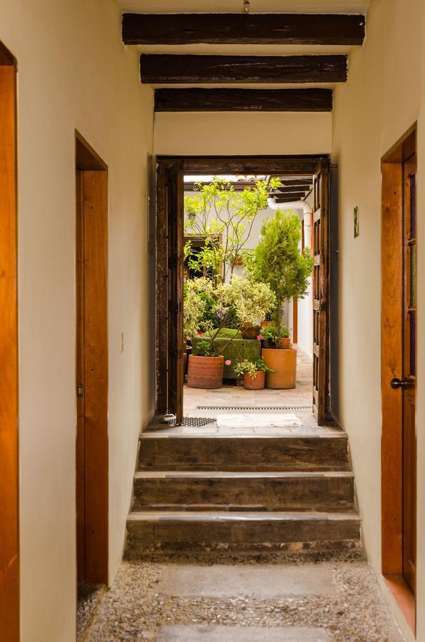 The Cranky Croc Hostel Bogota Exterior photo